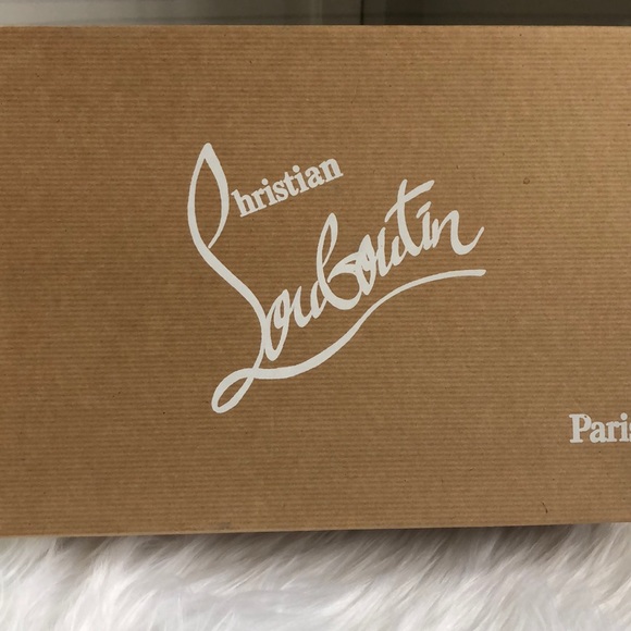 Christian Louboutin 100 Patent Camel Pump - Picture 9 of 9